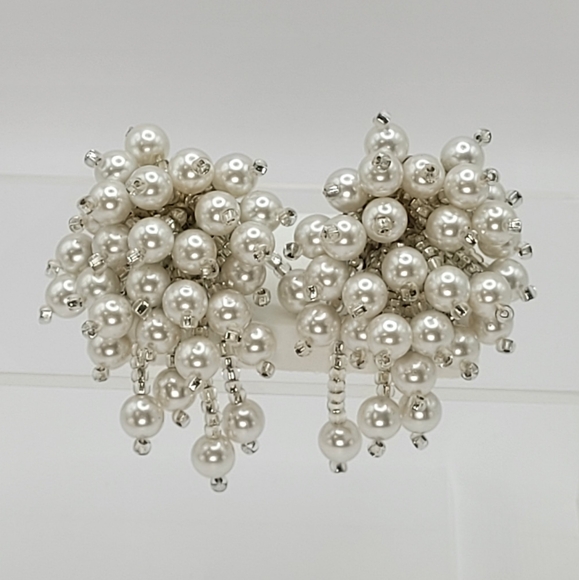 Vintage Faux Pearl Cluster Dangle Earrings Beaded Firework Spray White Silver - Picture 2 of 9